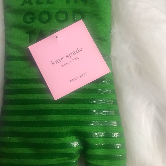 Kate spade “All in Good Taste” Green Oven Mitt - Picture 4 of 5